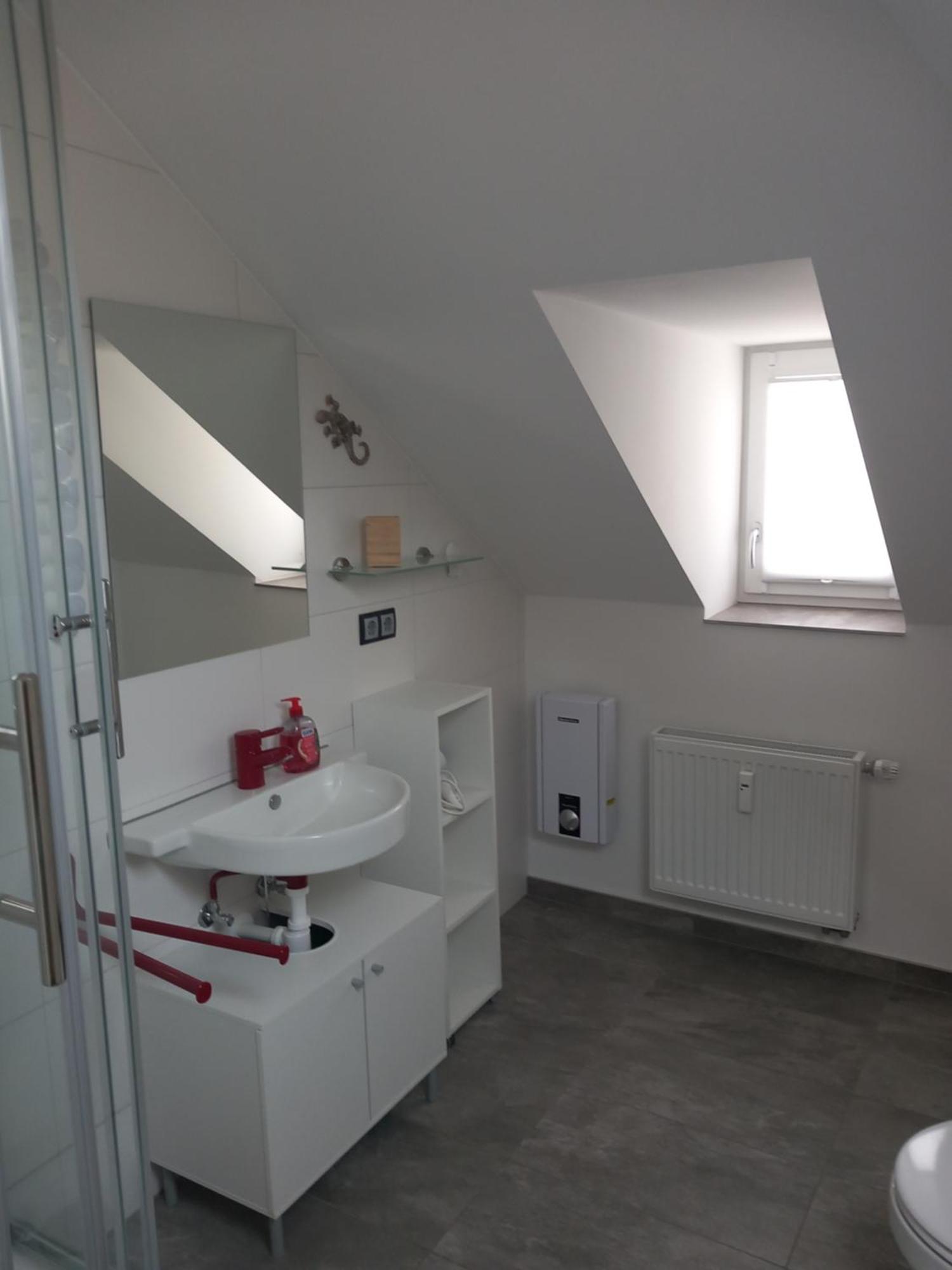 Ferienwohnung Im Roten Haus, Die Therme Ist Fusslaeufig In Wenigen Minuten Erreichbar Bad Ems Buitenkant foto
